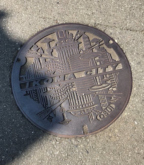 未来都市風のデザイン