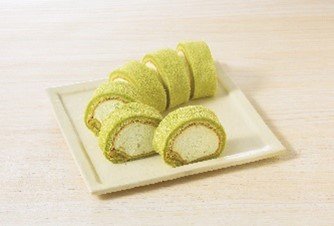菓匠三全 ずんだ茶寮監修もち食感ロール  （ずんだシェイク風味）