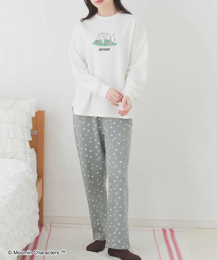 生地には、肌触りの良い綿の裏毛素材を使用