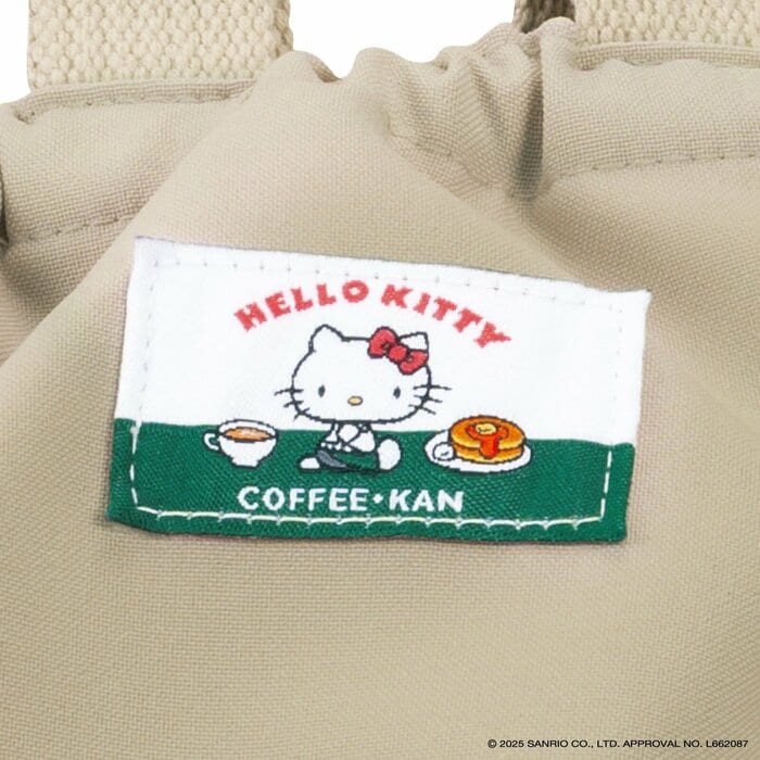 前述の通りセット内容や販売スケジュールが異なります