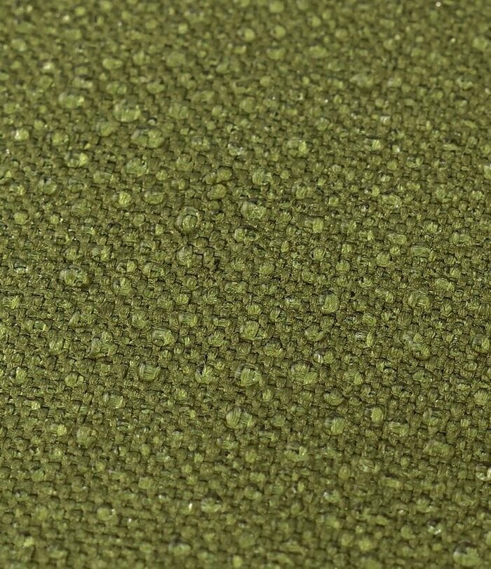 一般的なナイロンの約7倍ともいわれる強度が魅力です