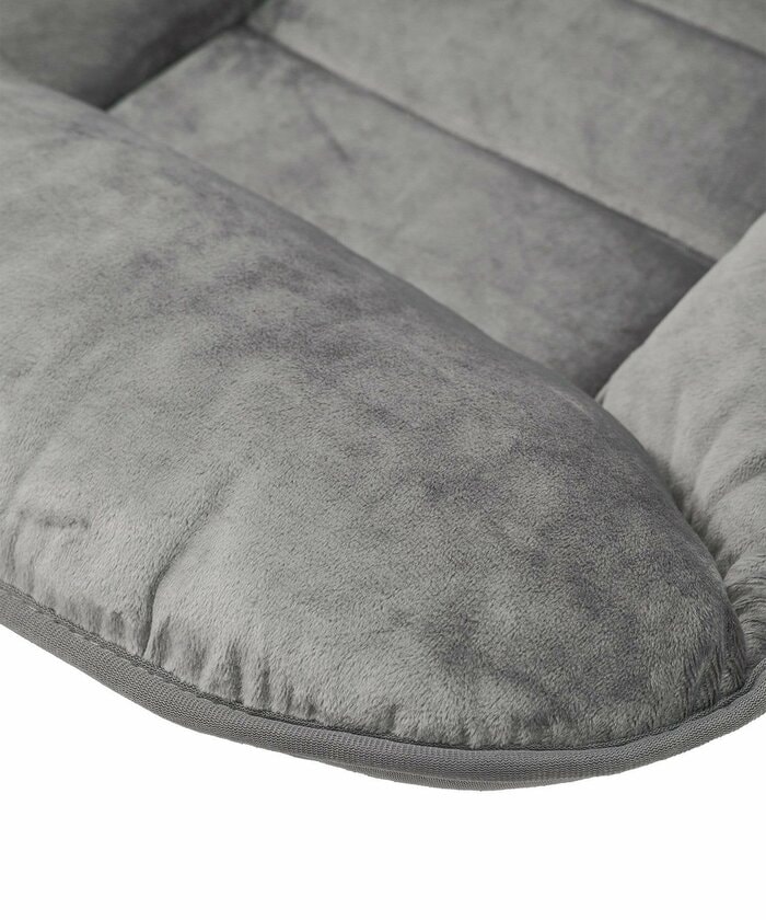 座った瞬間から温かく、ふんわりとした肌触り