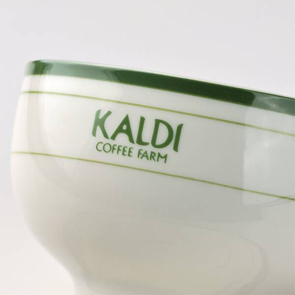 アメリカのダイナーをイメージした、どんな食卓にも馴染むシンプルなデザイン