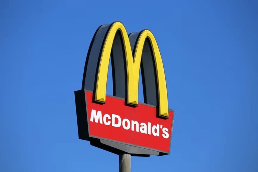 【マクドナルド】「実は苦手でした」紙ストロー終了に歓迎の声、今後は「ストローなしで飲めるフタ」を提供
