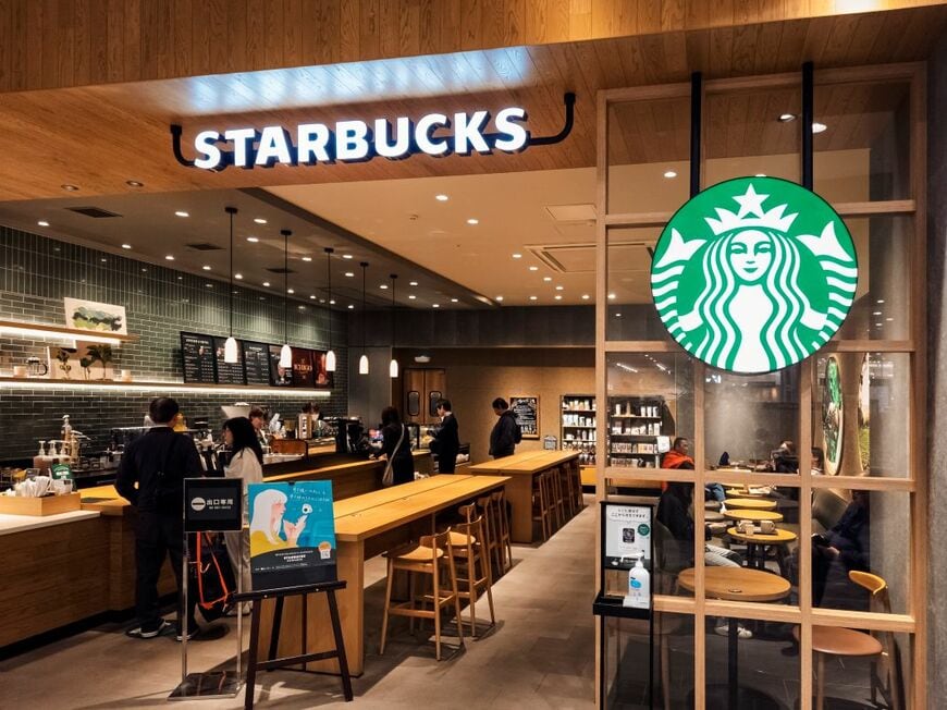 スタバで名前を「ヤマノボリ」にしてモバイルオーダー　受け取った「3つのカップ」に感激