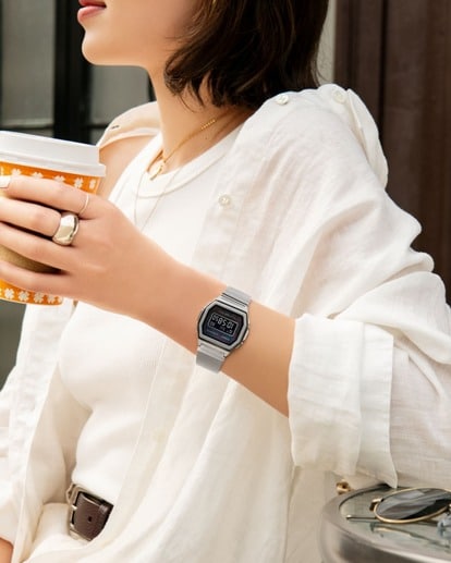 写真 | 【チプカシ】「白蝶貝文字板が美しい」1万円台とは思えない