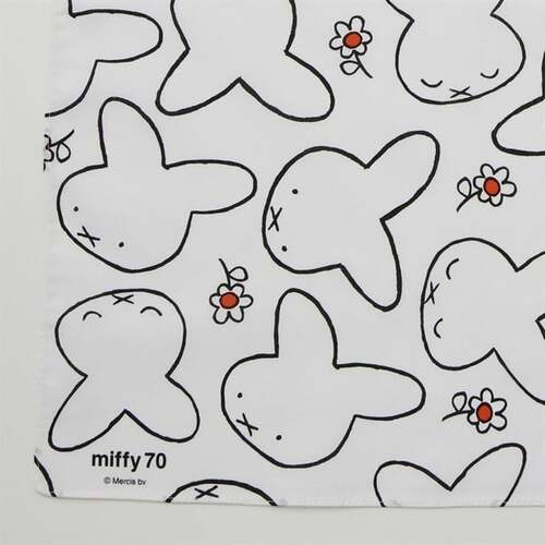 ミッフィーバンダナ ナインチェ