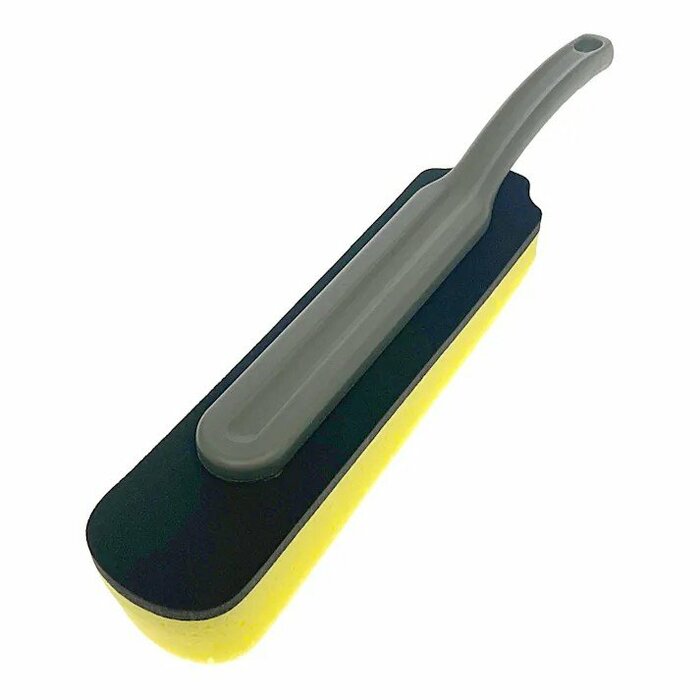 脚立がないと届きにくかった車の屋根の真ん中も洗車可能