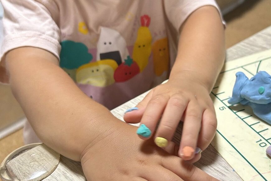 おしゃれさんな2歳娘の「ギャルみ」写真がXで話題