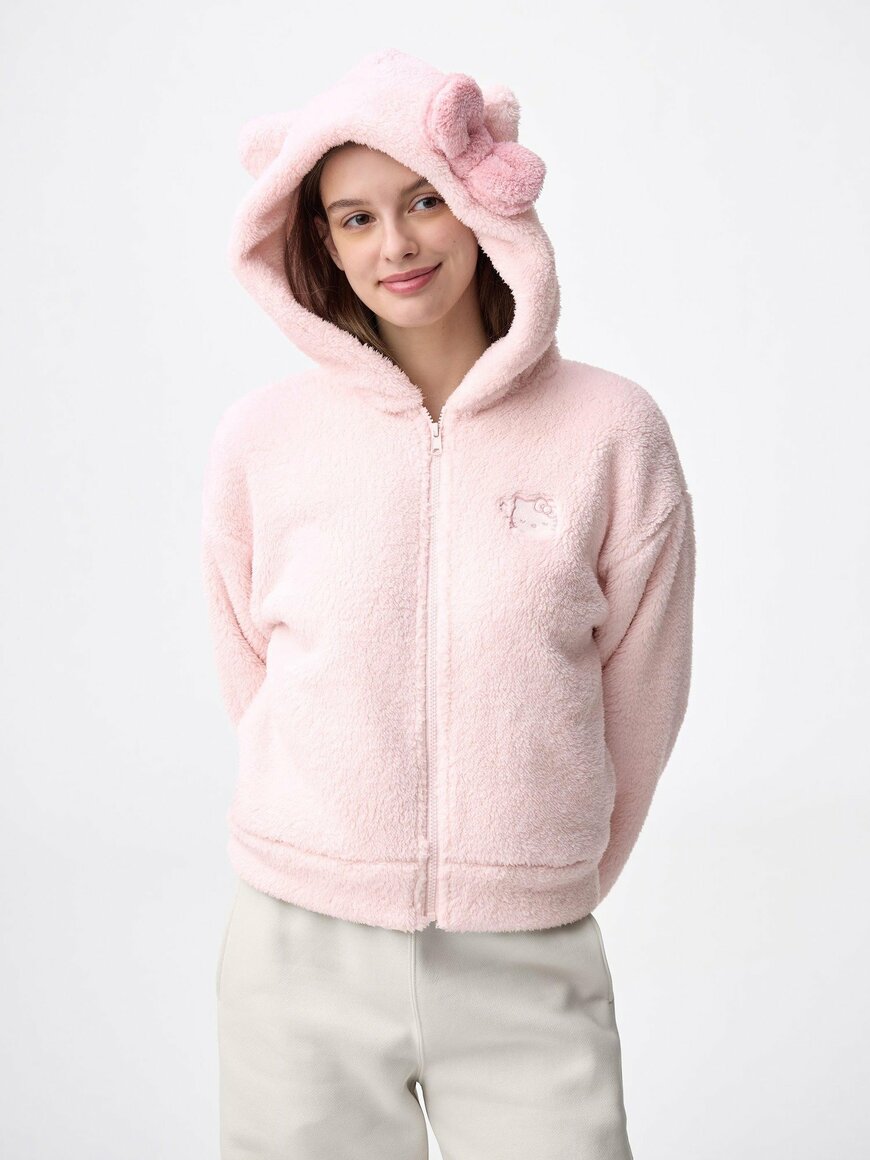 GU公式　マシュマロフィールフルジップパーカ