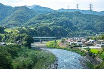 ここはどこでしょう→正解は群馬県にある「日本一のモグラ駅」486段の階段が「良い運動」