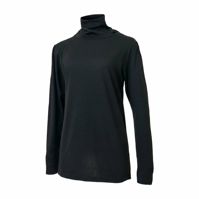 首元までしっかりと暖めたい方にはタートルネックがおすすめ