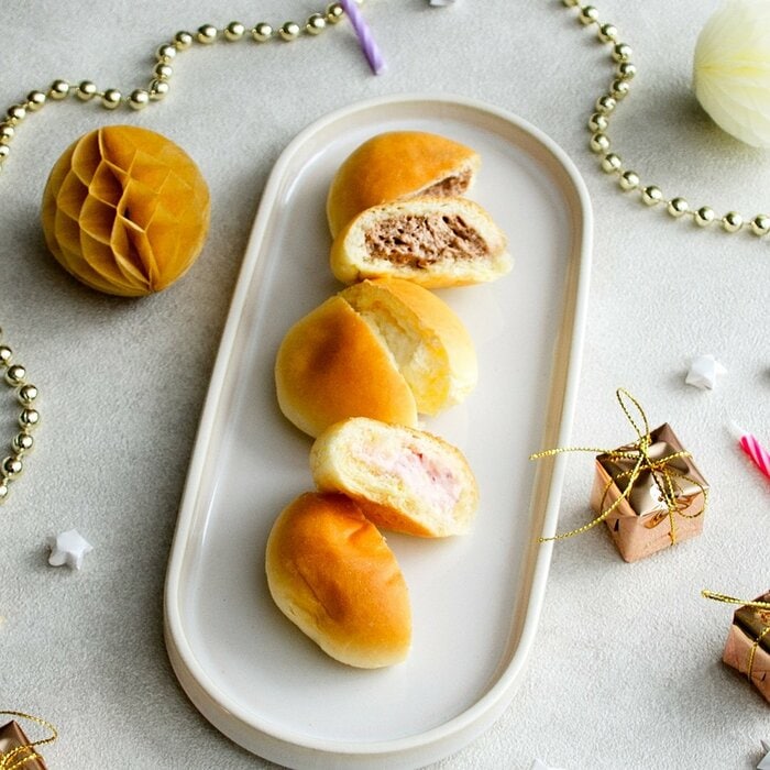 中にはコロンとした一口サイズのミニくりーむパンが3種類×3個ずつ