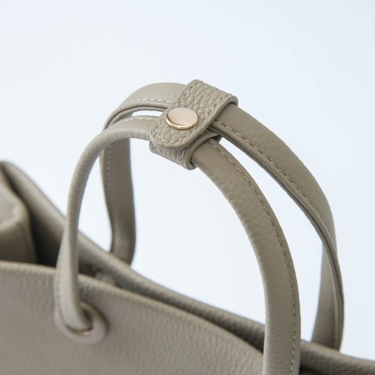 出所：しまむら公式　レディース　牛革スクエア2WAY（新進工房）