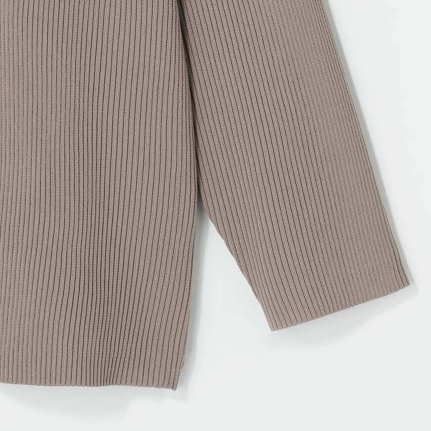 出所：ワークマン公式　レディースサーバーリブオーバーＶプルオーバー