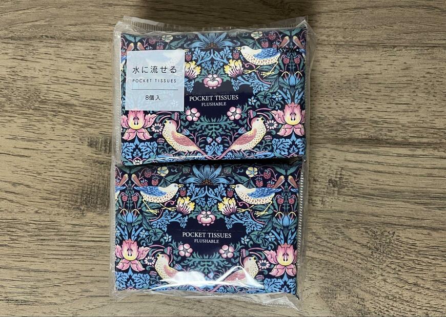 筆者撮影（セリア、ポケットティッシュ アンティークデザイン M 8個入り）