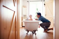 「子どもとお風呂」は、その前後が大変なんです…夫に「お風呂育児」をしてもらう効果的な方法