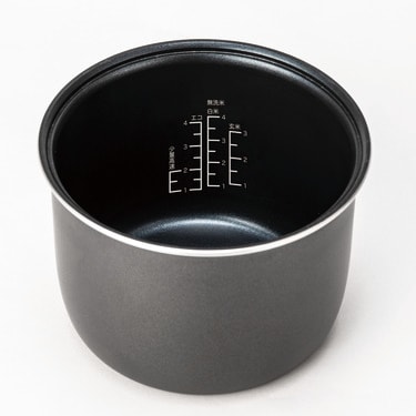 ニトリから〈四角い炊飯器〉が登場！おしゃれで機能もバッチリ