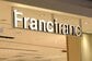 【Francfranc】フラワー刺しゅう入り「メッシュポーチ」が涼やかで素敵。〈ペンケース〉にも〈歯ブラシ収納〉にも使えます！