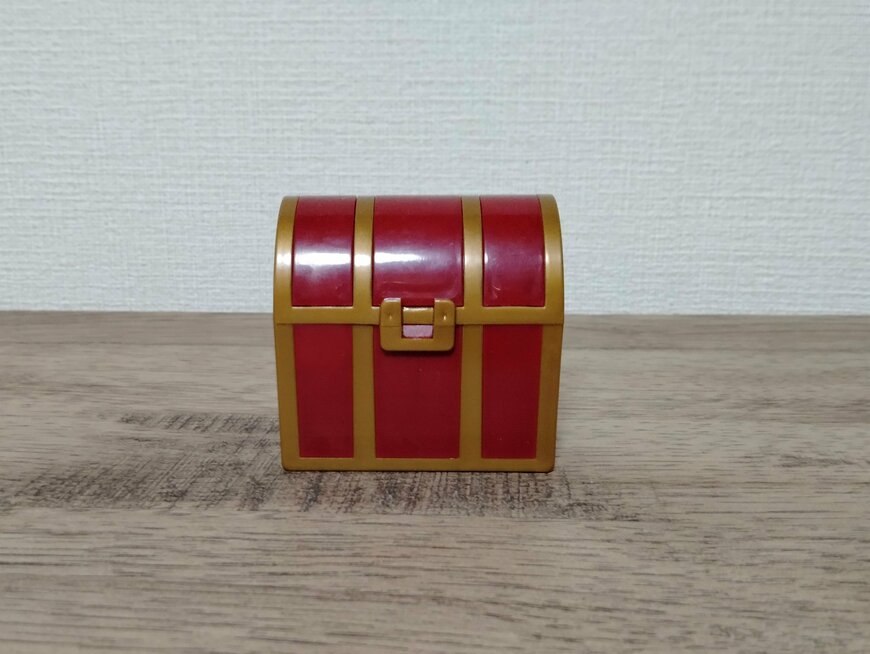 筆者撮影（セリア、宝箱）