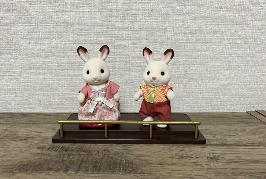 セリア、ミニチュアミュージアム展示台画像