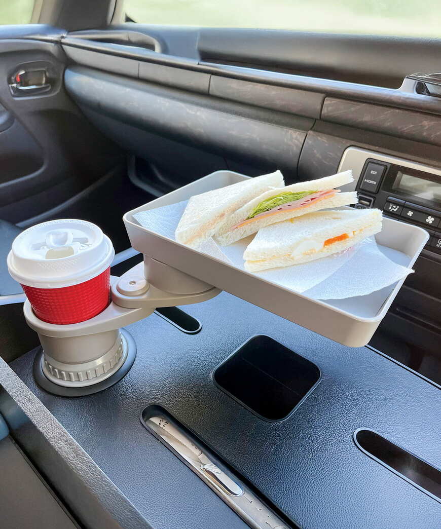 3COINS公式　CARテーブルカップホルダー　画像