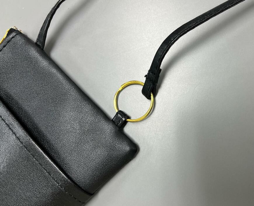 セリア、ミニショルダーバッグ ポケット付 シンプルユース 画像