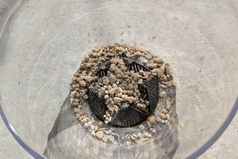 ダイソー　鉢底ネット8cm