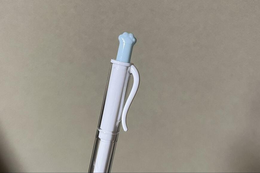 セリア、ネコの手ゲルインクボールペン商品画像