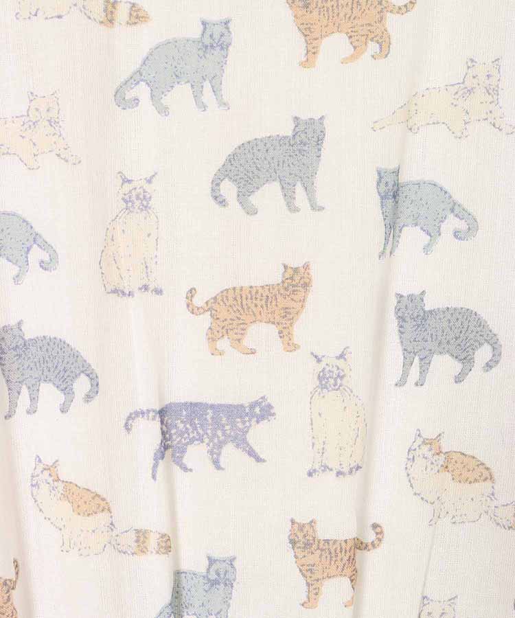 ブルーブルーエ公式　ネコ総柄ワンピースの画像