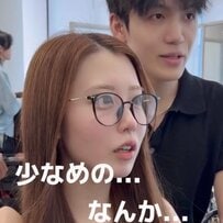 ”よくインスタ載っけてる”髪型で、美しい顔周りに変身した女性　少なめの前髪も可愛すぎる！