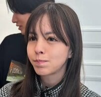 “エクステ”を外してばっさりカット！ロングから「スタイリッシュなショート」へスタイルチェンジ