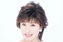小林幸子 自宅の庭を披露！枝垂れ梅が満開「見事ですね」「美しい」「凄く綺麗」と絶賛の声
