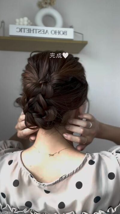 華やかまとめ髪が完成