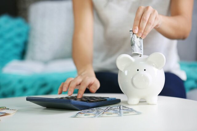 平均貯蓄額は1812万円！40代、50代、60代、世代別の平均貯蓄額は？