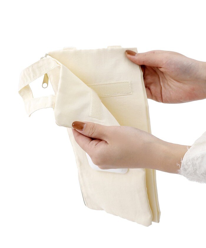 食べ物をこぼしたときに掃除したりと重宝