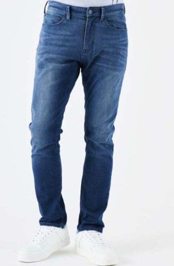 スリムタイプのきれいなシルエット