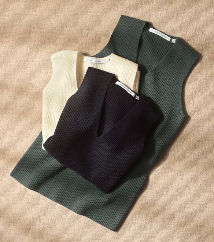 大人気だったWOMENのニットが再販売