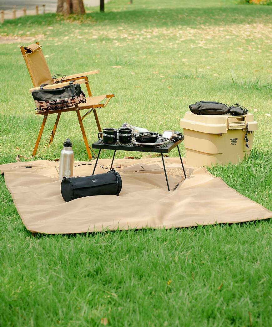 出所：GORDON MILLER公式　コーデュラ 2ウェイ ラゲッジシート 耐久撥水加工