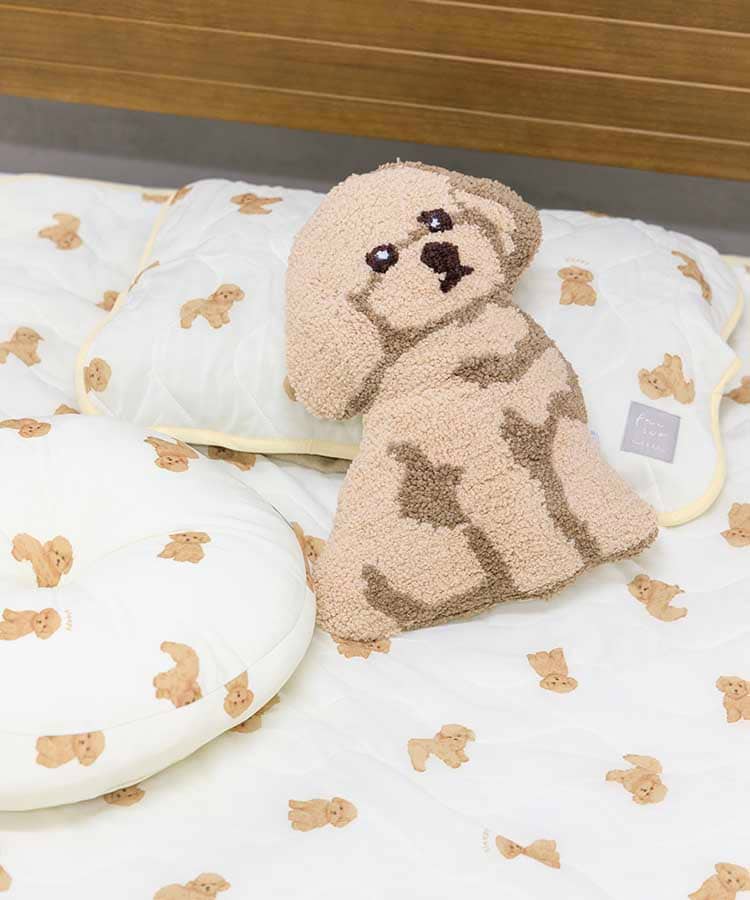 出所：ブルーブルーエ公式　いぬもこもこダイカットクッション