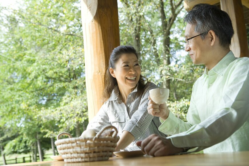 【年金月額】女性の厚生年金・国民年金いくらもらってる？平均額と個人差