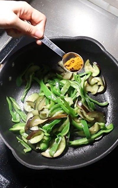 出所：＠tanaka_tapper