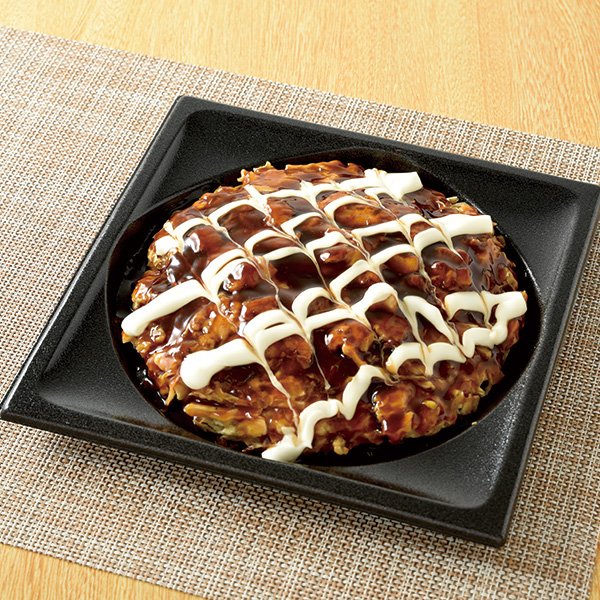 ファミリーマートの新商品:増量 鉄板手焼きの角切豚肉お好み焼