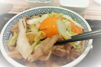 吉野家・つゆぬき牛丼【つゆだく以外の裏メニュー】現社長考案のカスタマイズ牛丼も楽しめる！