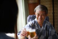 【最新版】65歳以上の無職世帯は「家計収支」が赤字？黒字？持ち家率や年金額にも迫る