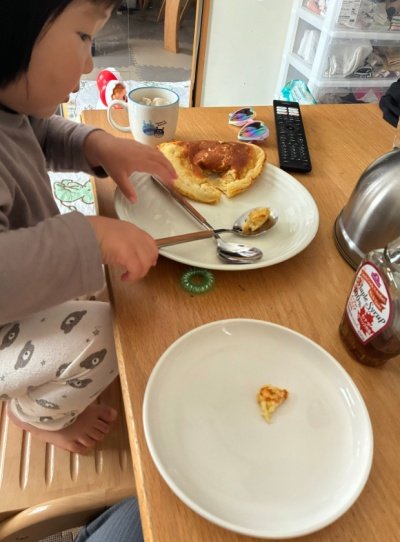 手前のママのお皿に注目