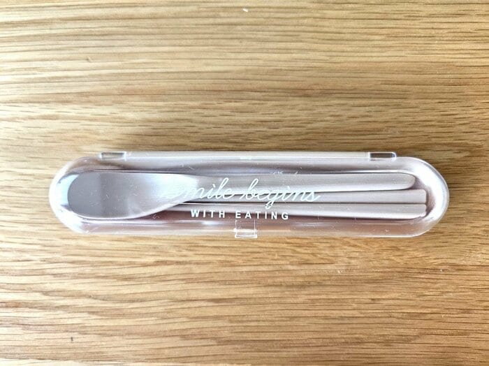 ケースに入れるとコンパクトにまとまり、待ち運びに便利