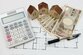 【住宅ローン】フラット35利用者の世帯年収、頭金、月の返済額はどのくらい？
