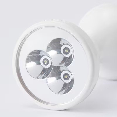 出所：IKEA公式　LJUSA ユーサ