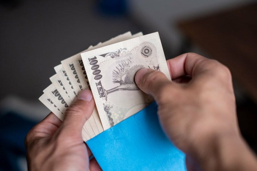 【年金生活者支援給付金】早くて12月支給分から年金に上乗せされる人も！対象者には9月に請求書が届く